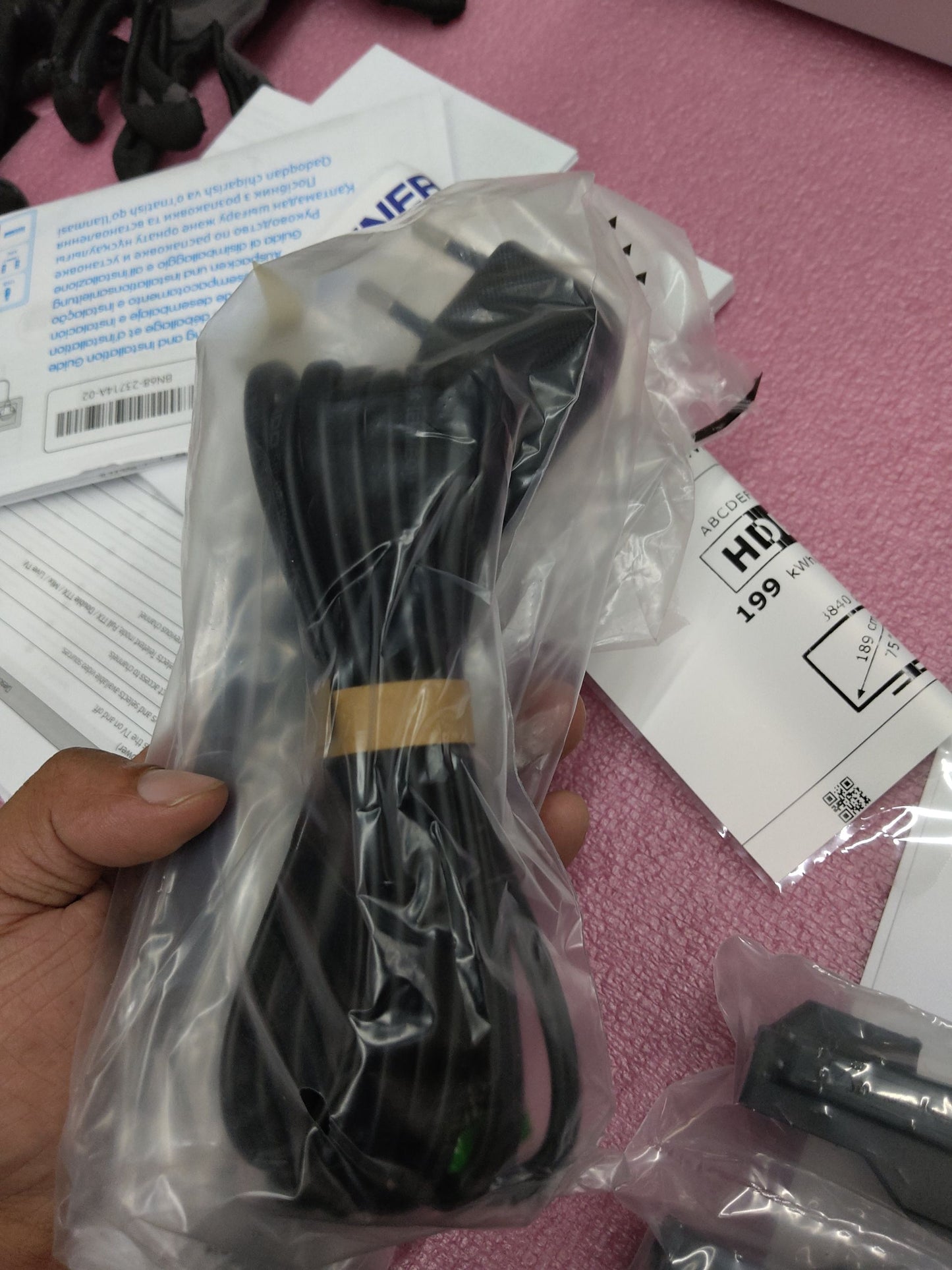 Outletmodel: Samsung UE75U7022F