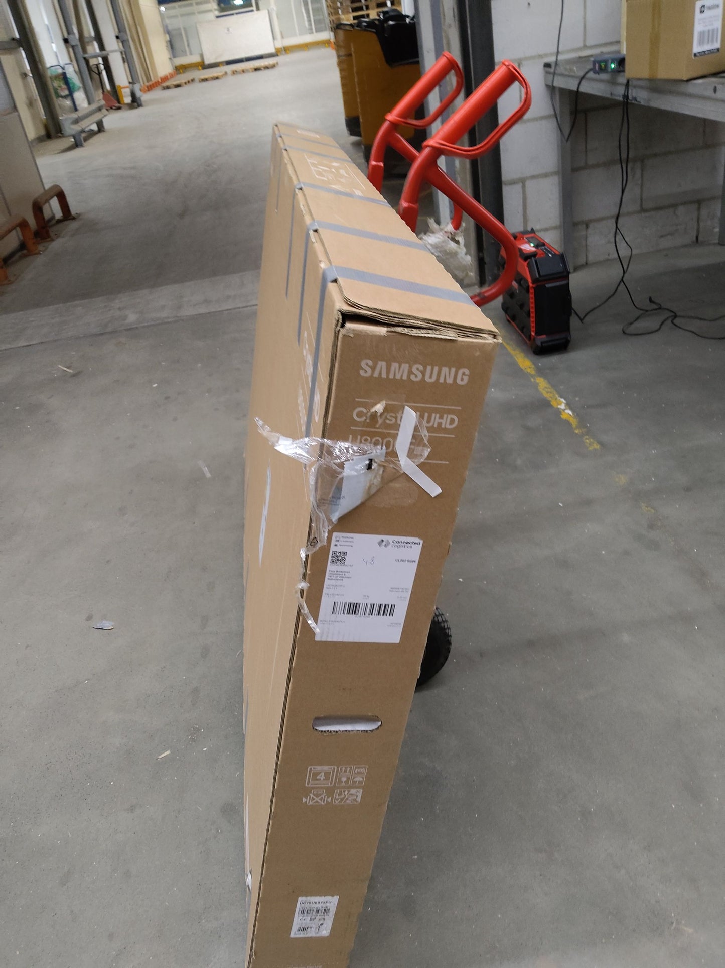 Outletmodel: Samsung UE75U8072F