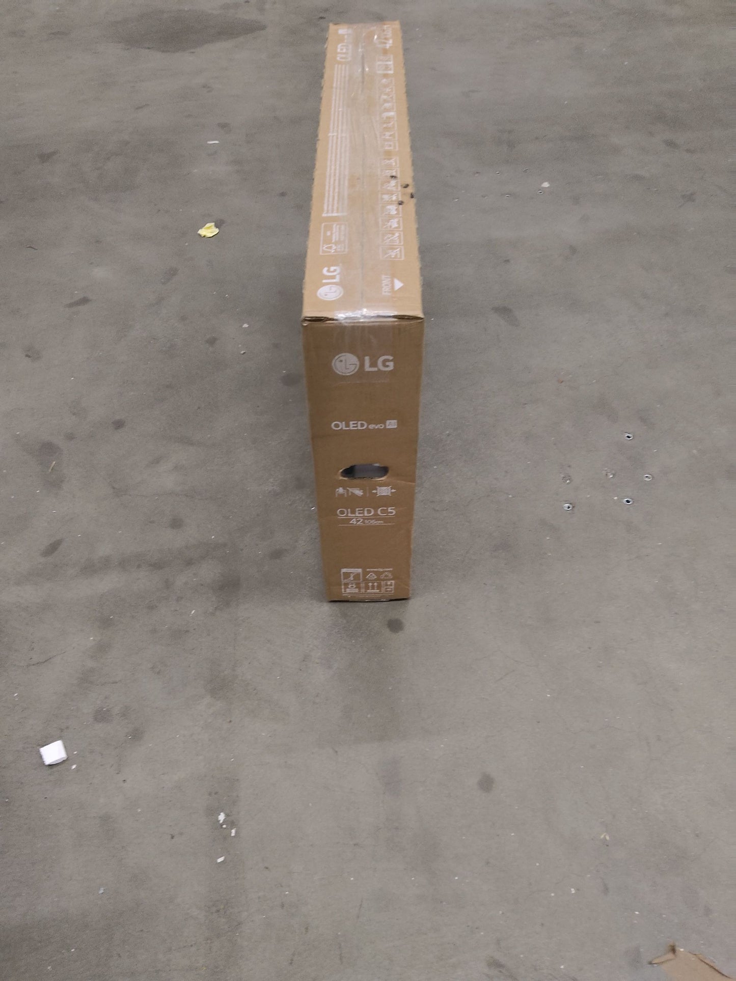 Outletmodel: LG 42C51LA